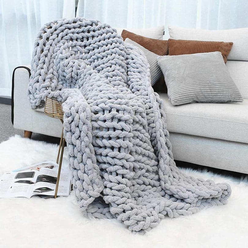 Top 10 Best Chunky Knit Blankets in 2023 Reviews | Buyer's Guide